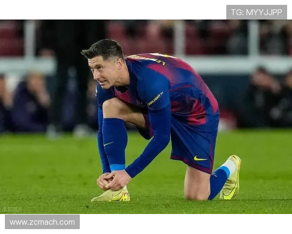 西甲最新战报：巴萨艰难逆转胜利 皇马轻松取胜再度领跑积分榜